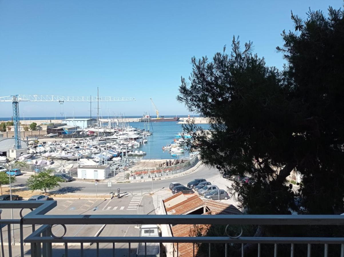 Monopoli Guest House Ba07203091000019440 Buitenkant foto