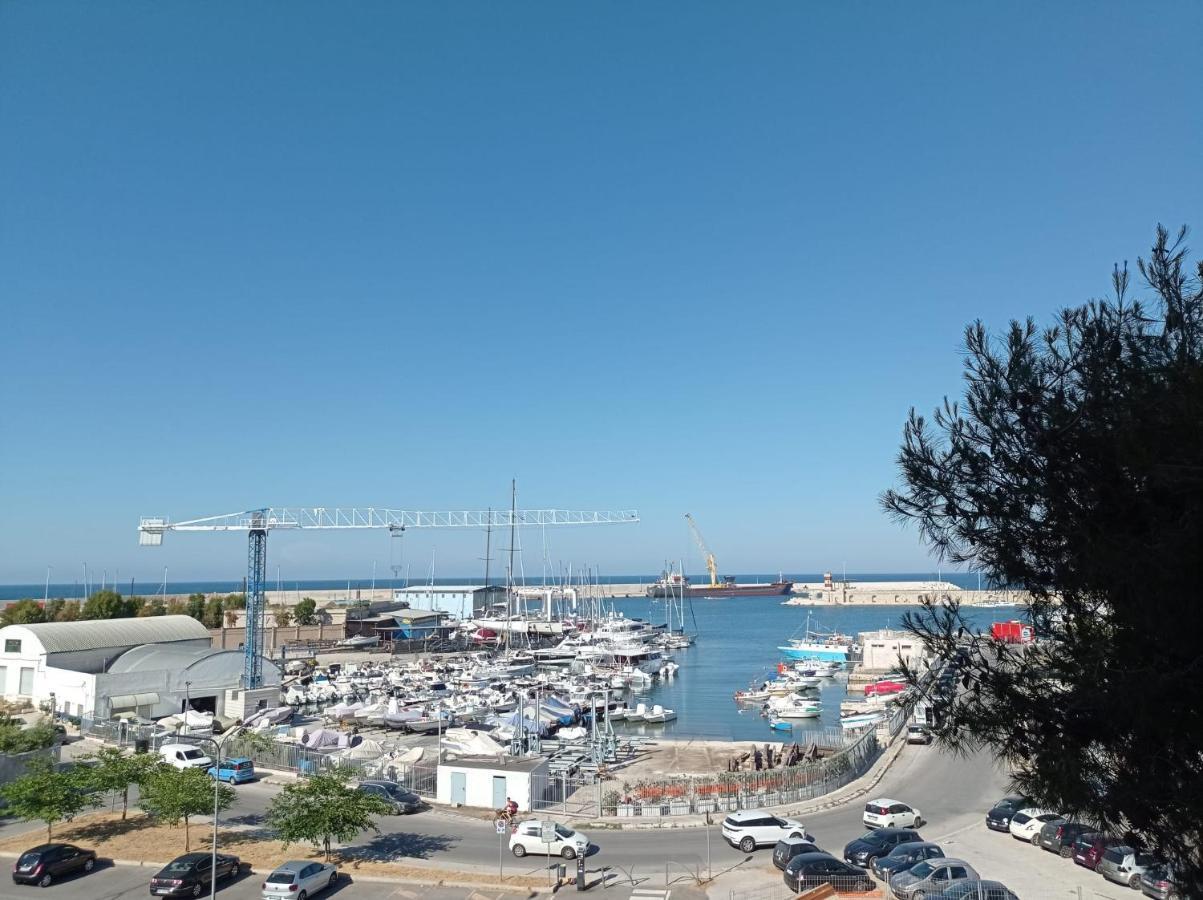 Monopoli Guest House Ba07203091000019440 Buitenkant foto